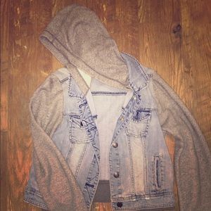 American eagle sweater Jean jacket